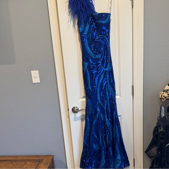 Jovani One-Shoulder Blue Prom Dress - Picture 4 of 8